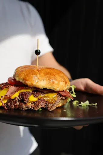 Piano Food & Friends